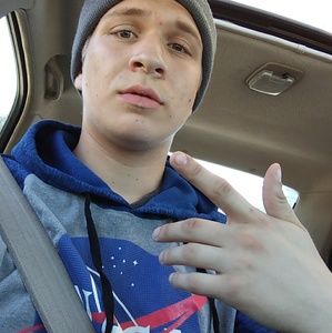 Meet your Posher, Darian